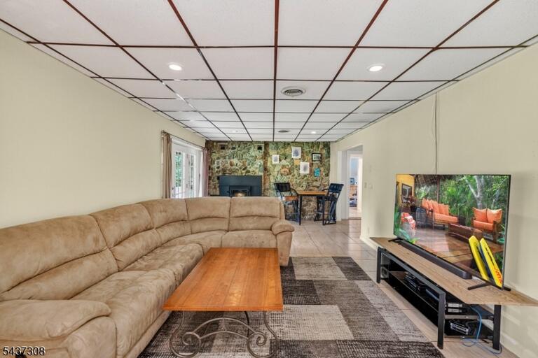 Property listing MLS 4032801 photo 23