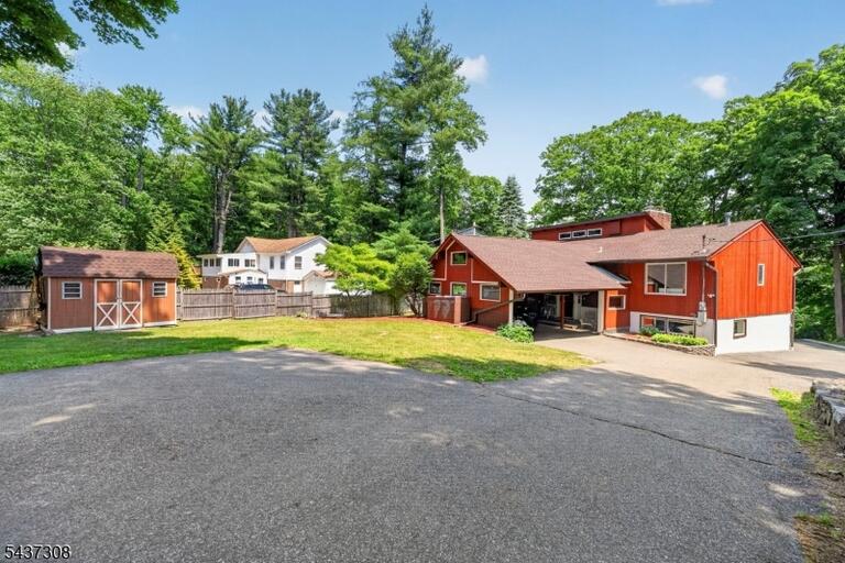 Property listing MLS 4032801 photo 30