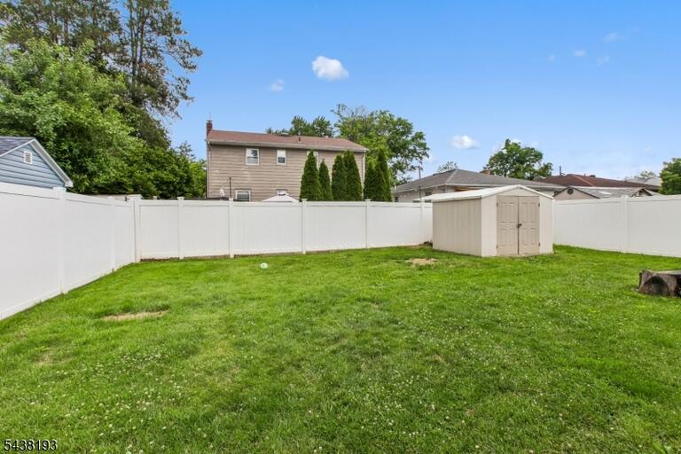 Property listing MLS 4033112 photo 24