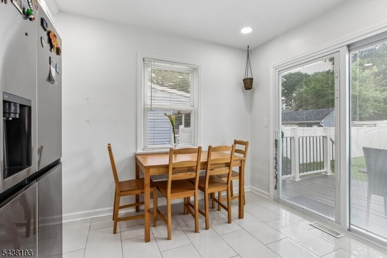 Property listing MLS 4033112 photo 4