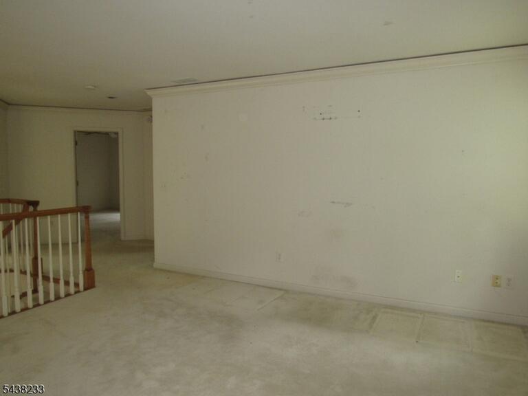 Property listing MLS 4033168 photo 23