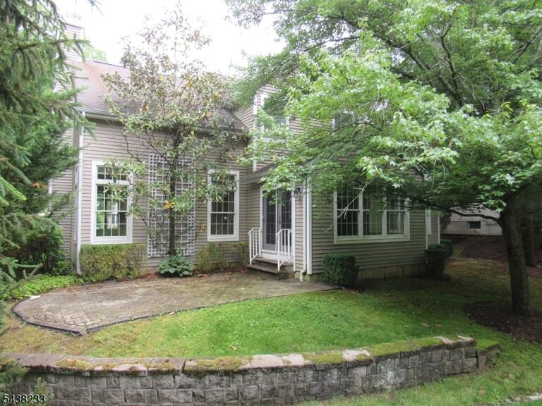 Property listing MLS 4033168 photo 6
