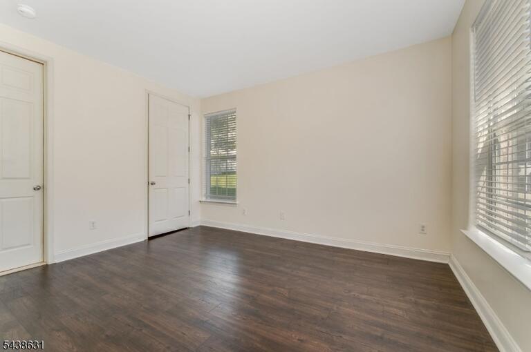 Property listing MLS 4033383 photo 17