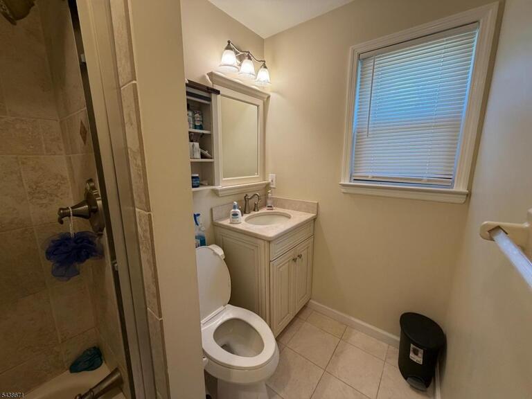 Property listing MLS 4033415 photo 8