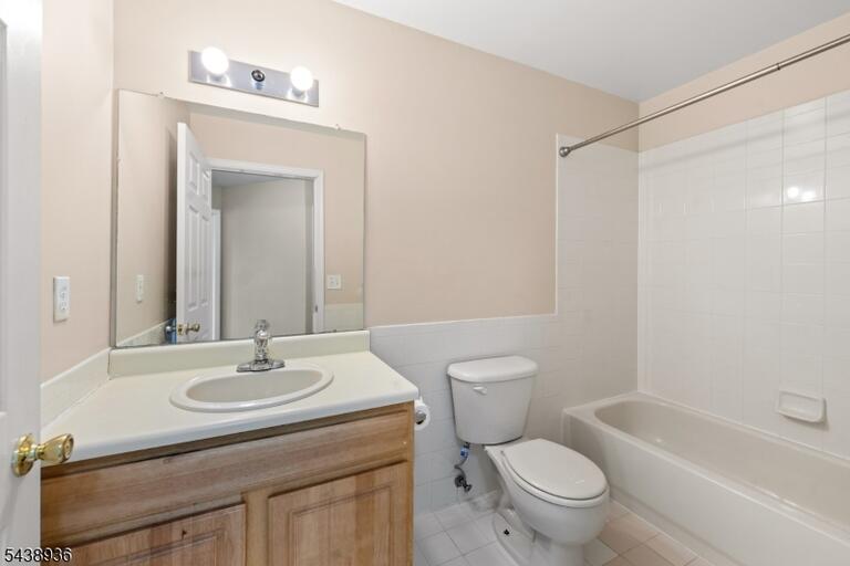 Property listing MLS 4033971 photo 24