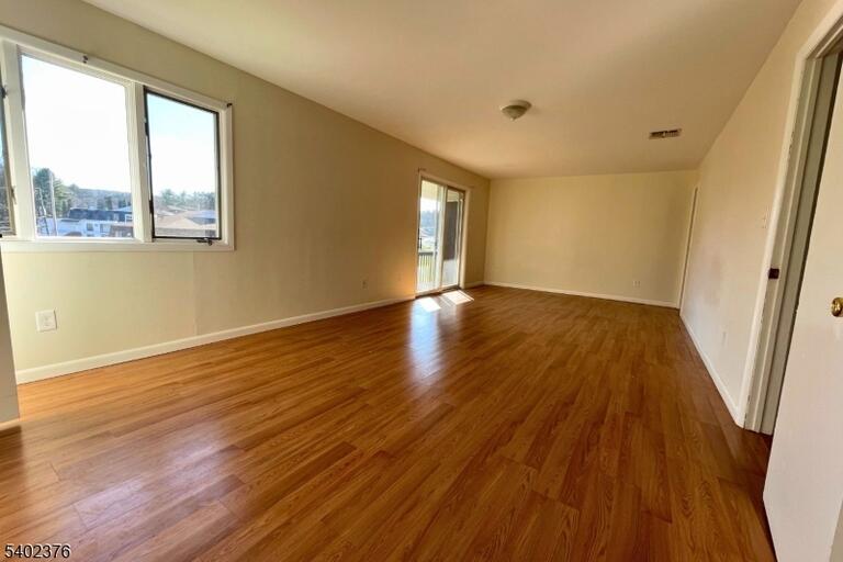 Property listing MLS 4034088 photo 6