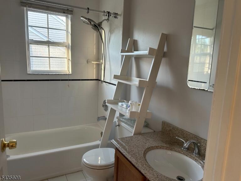 Property listing MLS 4034471 photo 17