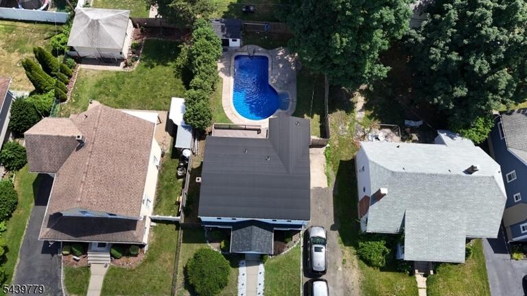 Property listing MLS 4034588 photo 2