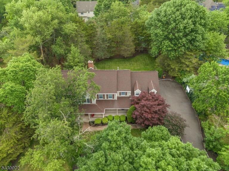 Property listing MLS 4034638 photo 3
