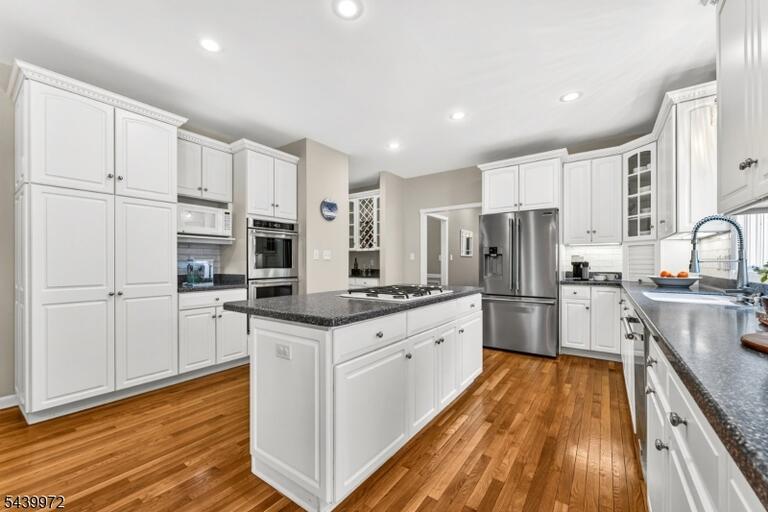 Property listing MLS 4034638 photo 9
