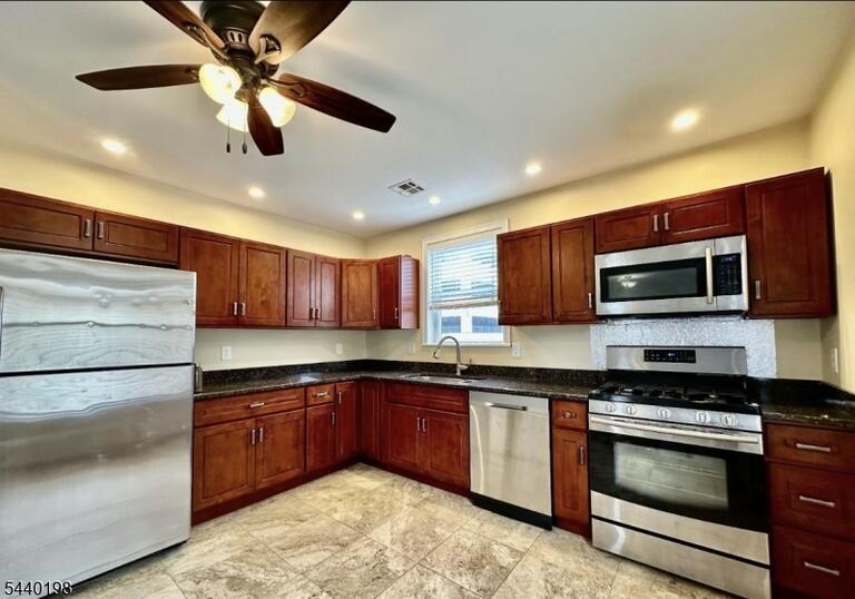 Property listing MLS 4034787 photo 6