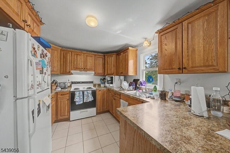Property listing MLS 4035240 photo 11