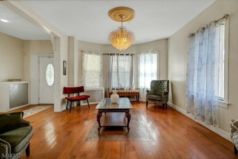 Property listing MLS 4035257 photo 6