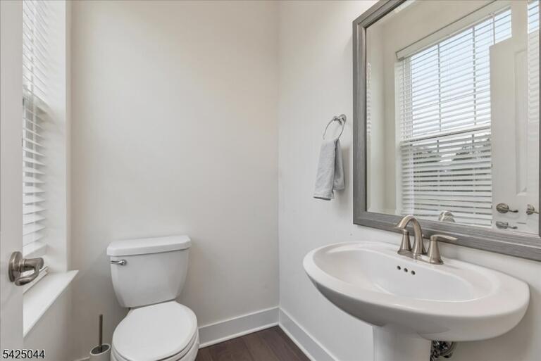 Property listing MLS 4035329 photo 8