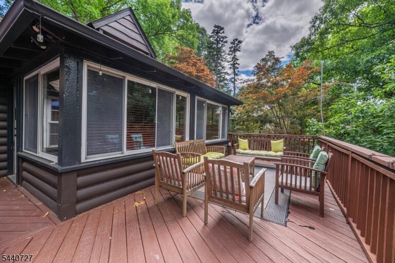 Property listing MLS 4035438 photo 28