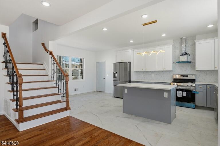 Property listing MLS 4035503 photo 10