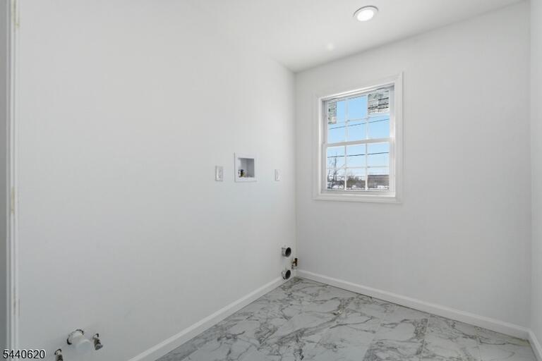 Property listing MLS 4035503 photo 17
