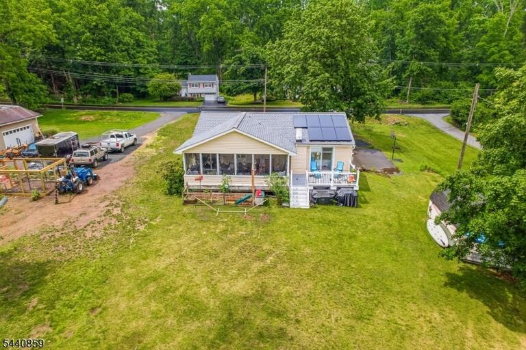 Property listing MLS 4035601 photo 10