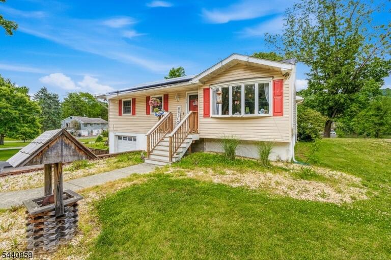 Property listing MLS 4035601 photo 19