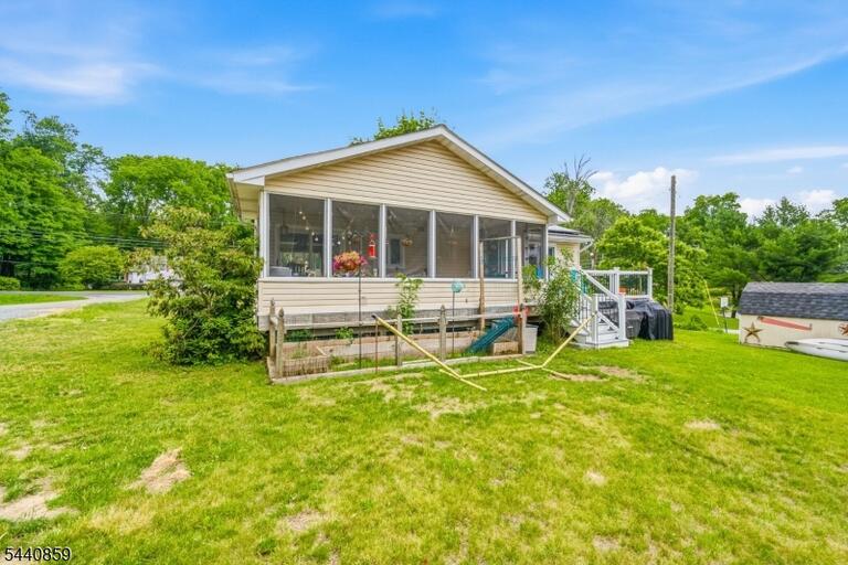 Property listing MLS 4035601 photo 24