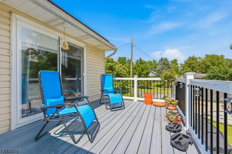 Property listing MLS 4035601 photo 28