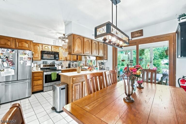 Property listing MLS 4035601 photo 36