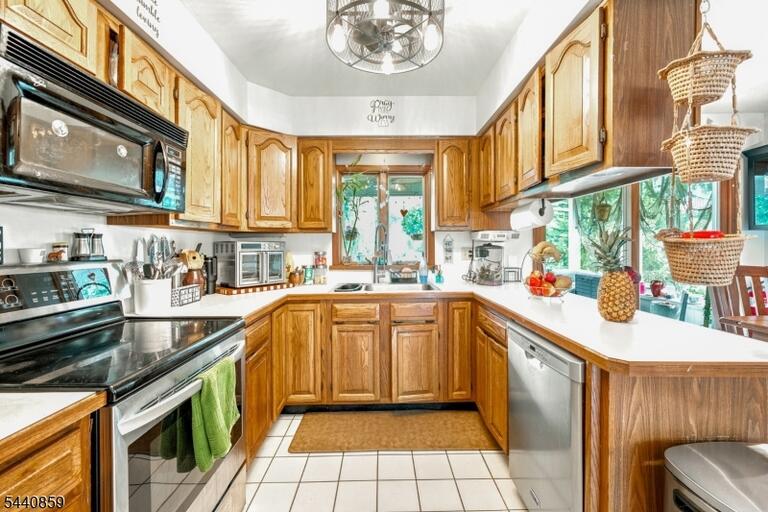 Property listing MLS 4035601 photo 39