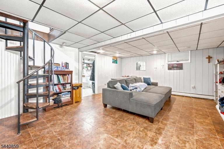 Property listing MLS 4035601 photo 48