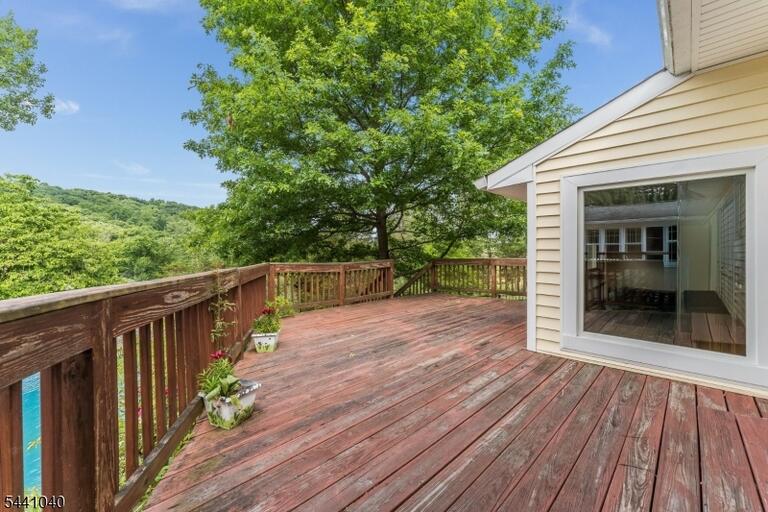 Property listing MLS 4035643 photo 18