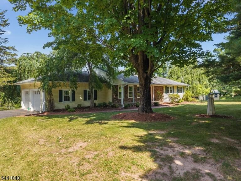 Property listing MLS 4035643 photo 43
