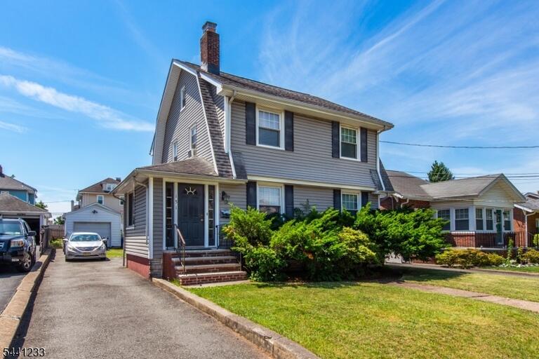 Property listing MLS 4035806 photo 2