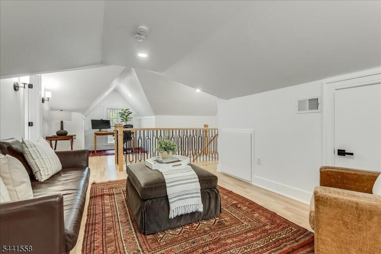 Property listing MLS 4036150 photo 36