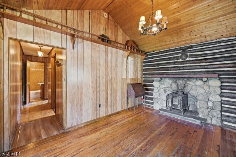 Property listing MLS 4036247 photo 8