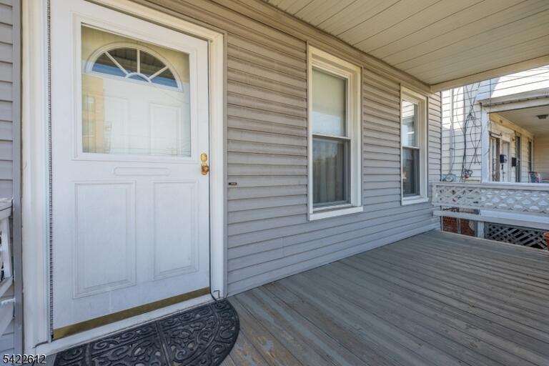 Property listing MLS 4036339 photo 3