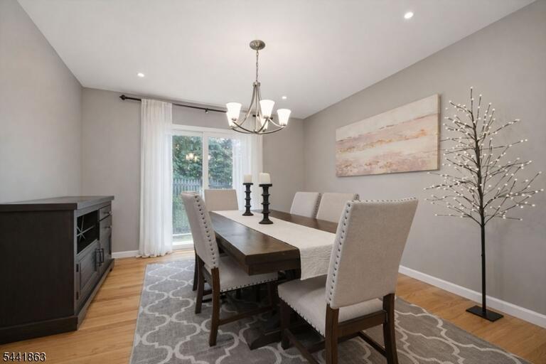 Property listing MLS 4036503 photo 16
