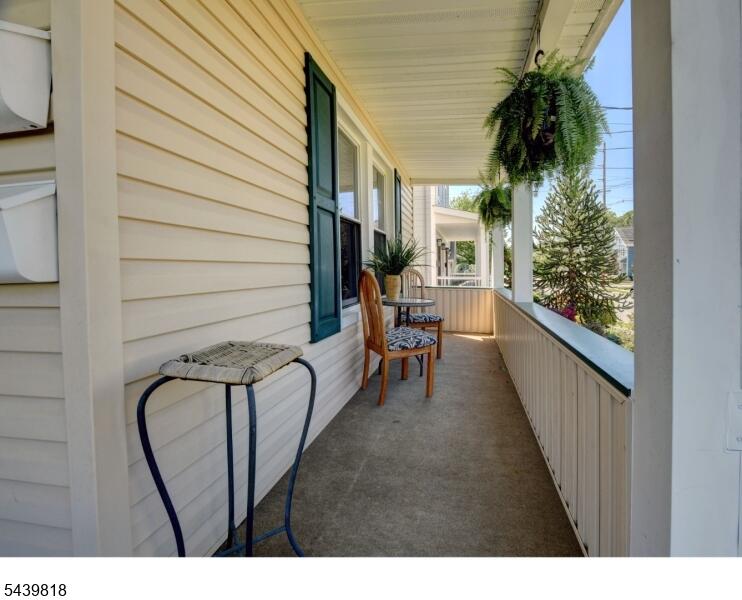 Property listing MLS 4036523 photo 4