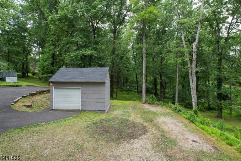 Property listing MLS 4036608 photo 23