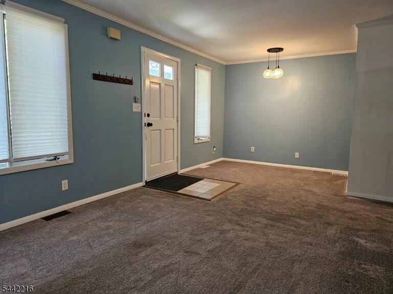 Property listing MLS 4036634 photo 3