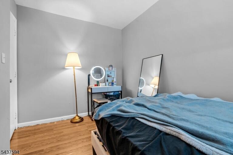 Property listing MLS 4036738 photo 9