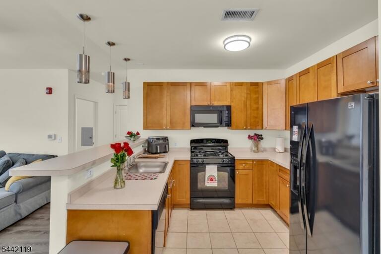 Property listing MLS 4036849 photo 9