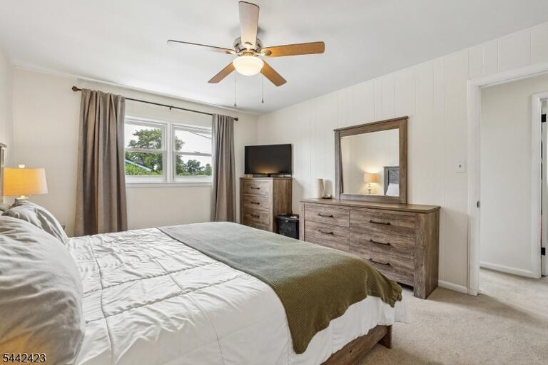 Property listing MLS 4036851 photo 17