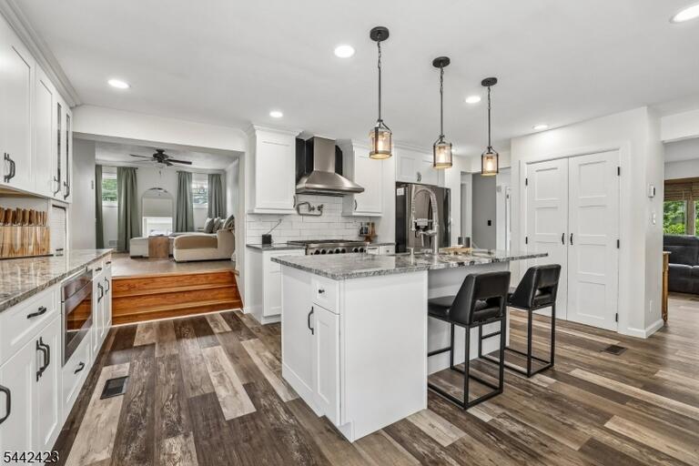 Property listing MLS 4036851 photo 8