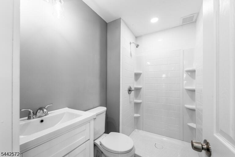 Property listing MLS 4037029 photo 12