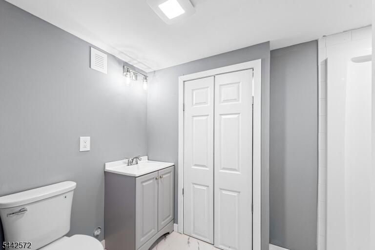 Property listing MLS 4037029 photo 18