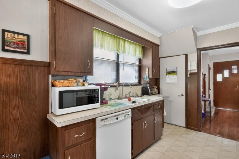Property listing MLS 4037064 photo 9