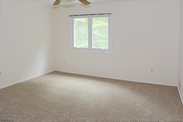 Property listing MLS 4037077 photo 14