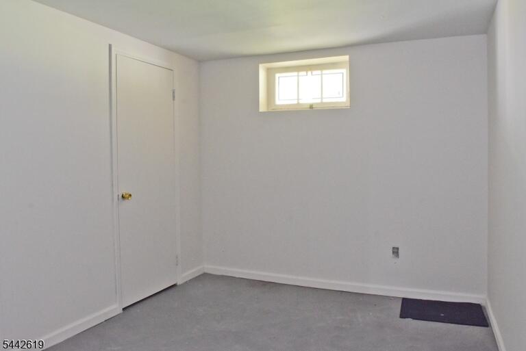 Property listing MLS 4037077 photo 16