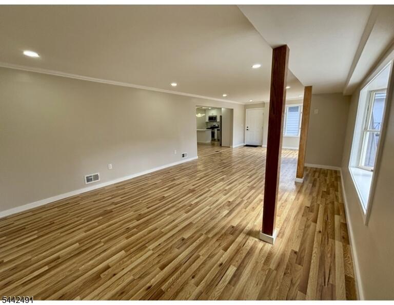 Property listing MLS 4037135 photo 11