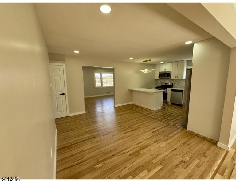 Property listing MLS 4037135 photo 7