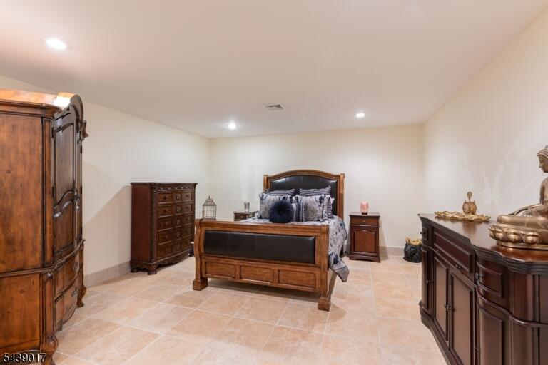 Property listing MLS 4037136 photo 41